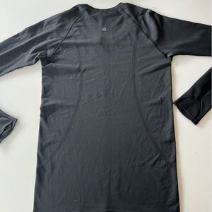 OFFER Lululemon black long sleeve size 6